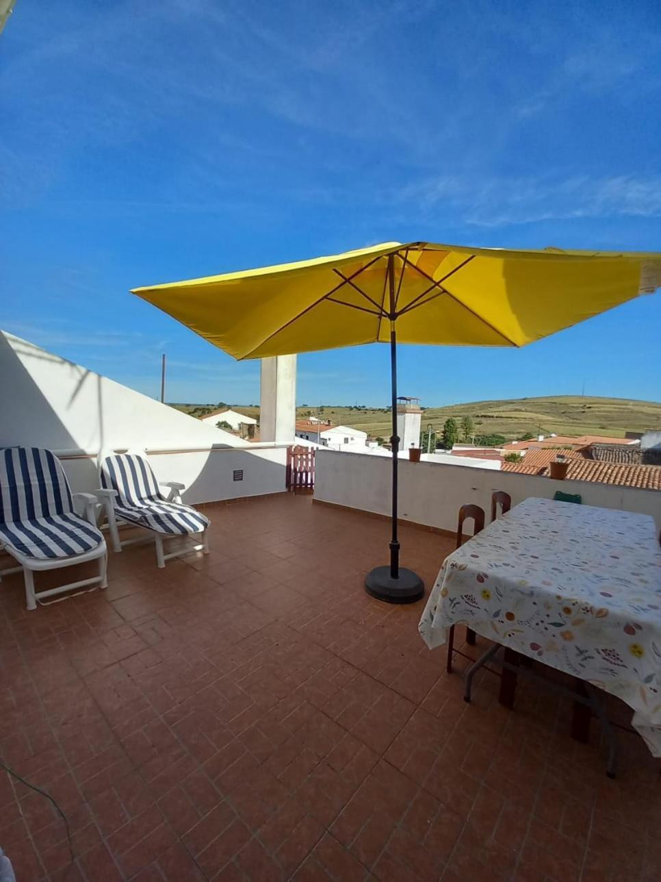 Casa Amarela - Praias Alqueva Povoa de Sao Miguel ภายนอก รูปภาพ